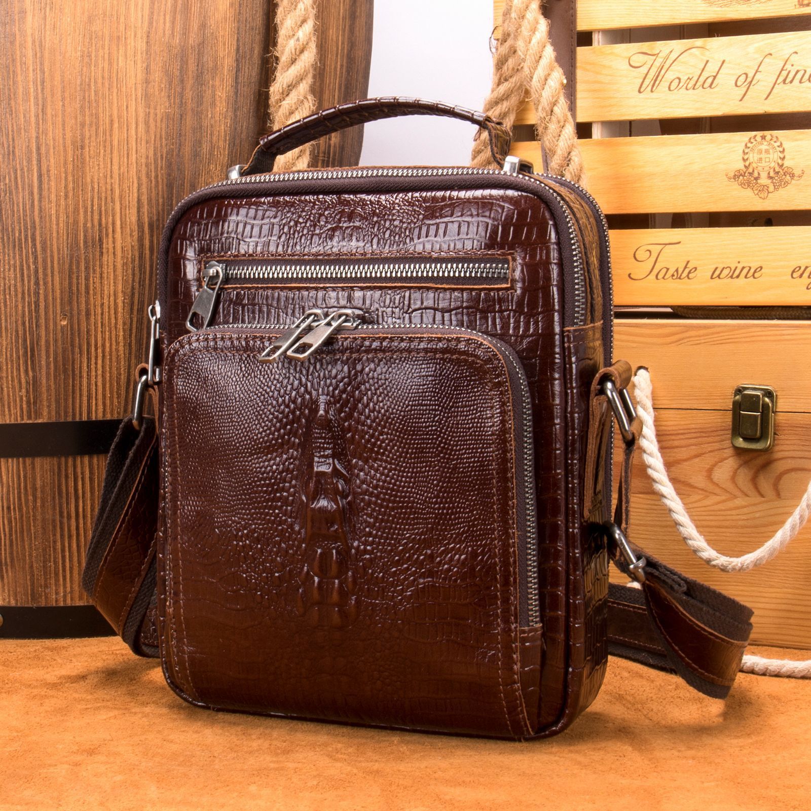 Leather Large-capacity Retro Shoulder Messenger Bag - Image 8